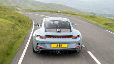 Porsche 911 S/T – rear